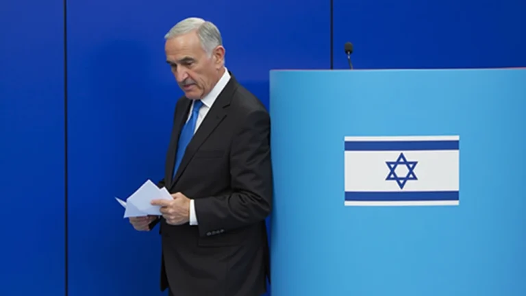מאחורי הקלעים של מאבק הכוח בקואליציה: 'הכדור במגרש של נתניהו'