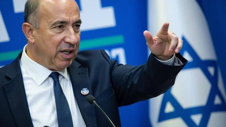 עדי הראייה מספרים: 'הפגישה הסודית של זיני עם בנט חשפה את הקריסה הממשמשת ובאה'