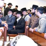 הניתוח המלא: תיעוד דומע; התלמידים מהציונות הדתית מיאנו להנחם על מיטת רבם ומורם זצ"ל